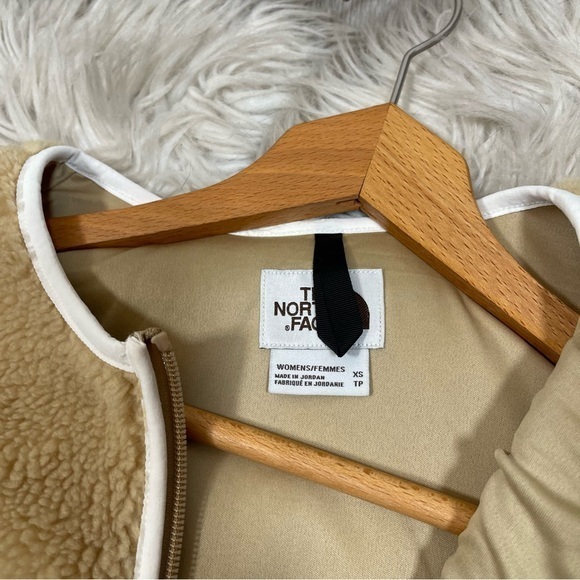 The‎ North Face Khaki Extreme Pile Coat xs - Picture 4 of 10